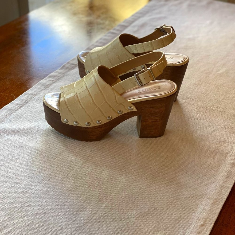SCHULTZ Yeda White or Cream Open Toe Sandal Clog Block Heel